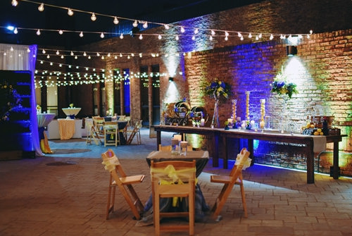 hotel courtyard